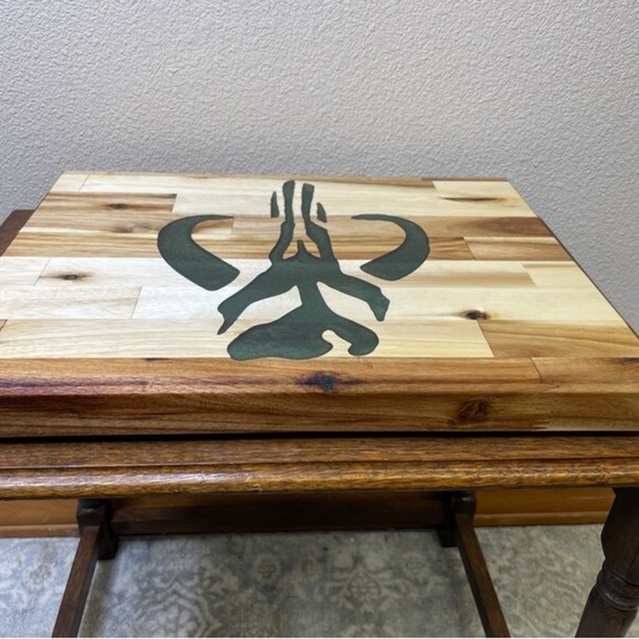 Mandalorian Mythosaur Charcuterie Cutting Board - Picture 5 of 9